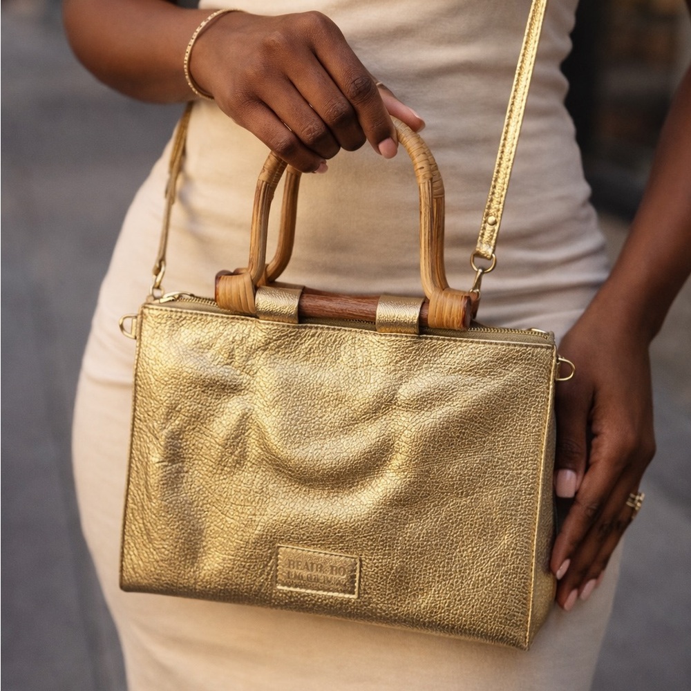 Stunning Beau & Ro metallic gold mini handbag in excellent condition